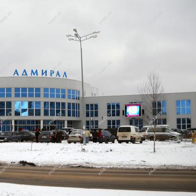 Светодиодный экран размером 3 на 6 метров